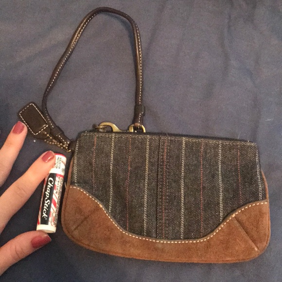 Vintage Authentic Coach Wristlet - Picture 6 of 6